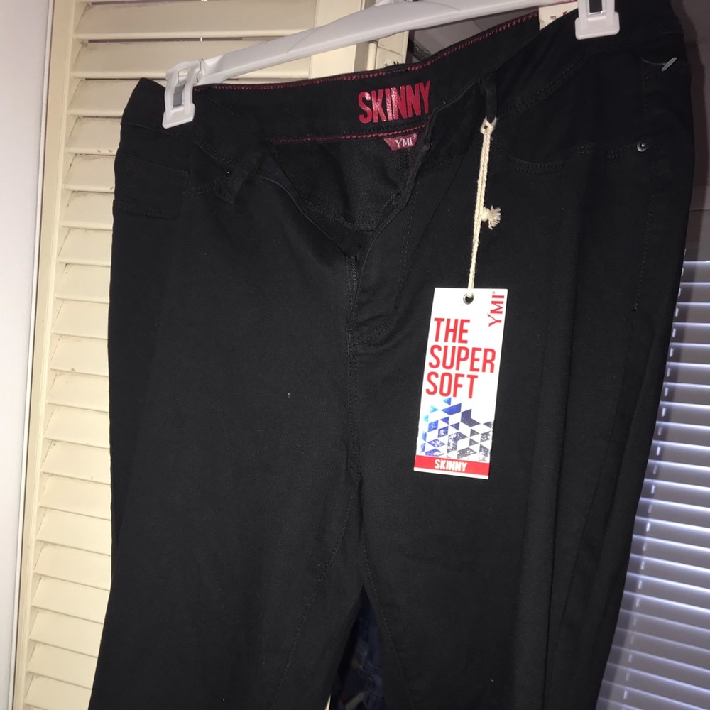 **Brand New*** black YMI jeans —-skinny leg